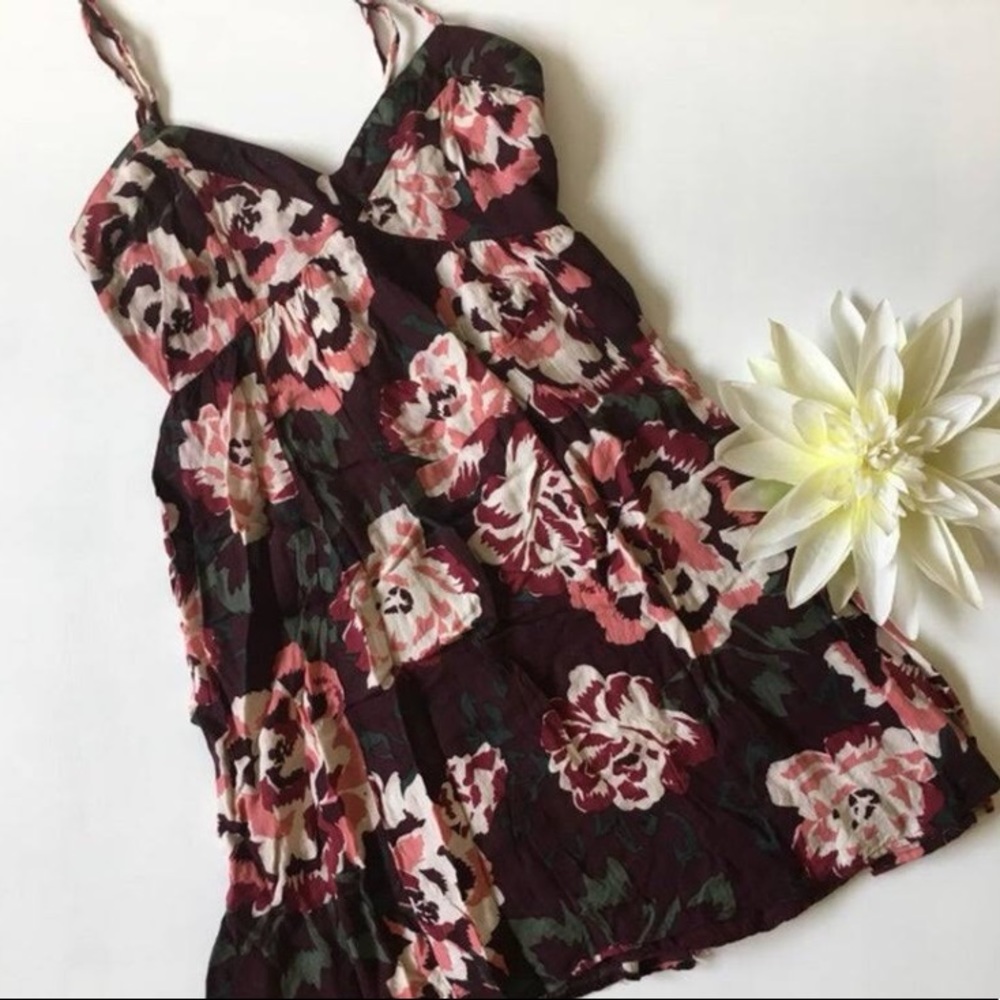 2 for $10 1-Maroon floral dress🌺